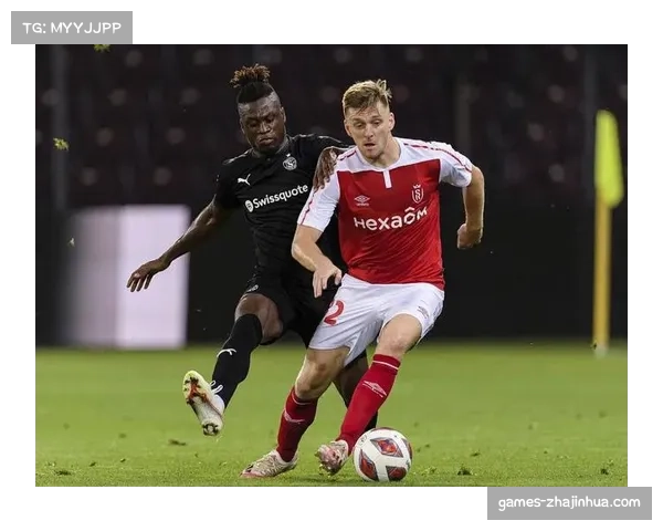 兰斯对阵尼斯半场战报：主队1-0领先，攻势主导但错失点球